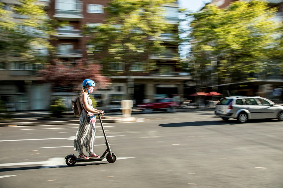 Trottinettes électriques : deux sur trois circulent sans assurance et ce sont les automobilistes qui paient