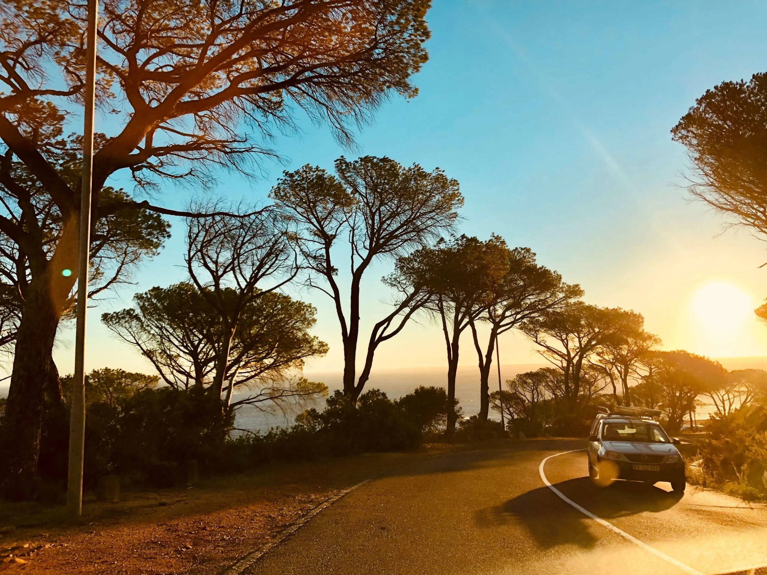 Comment garer sa voiture du soleil estival ?