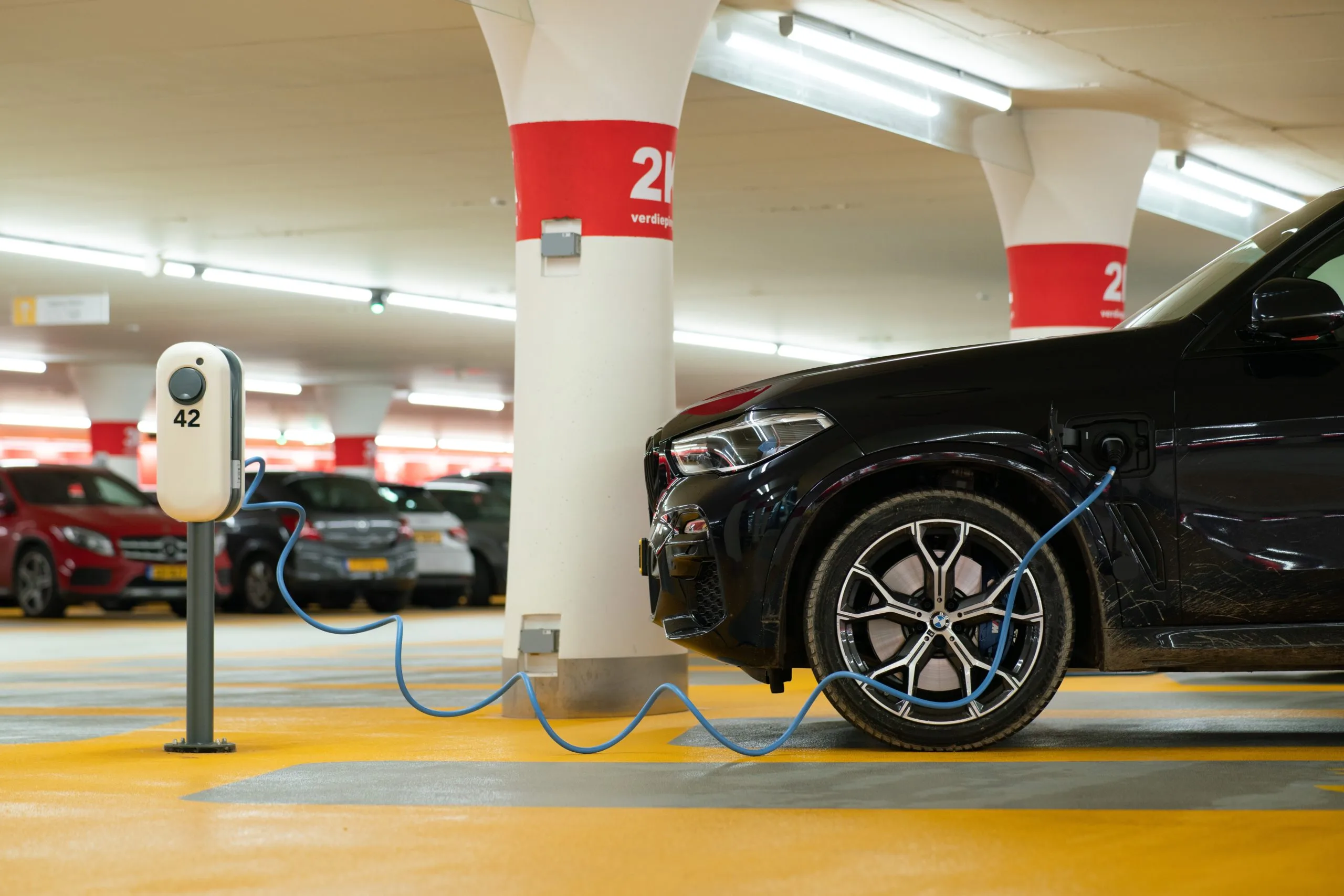 Voiture électrique : que va permettre la loi Climat ?
