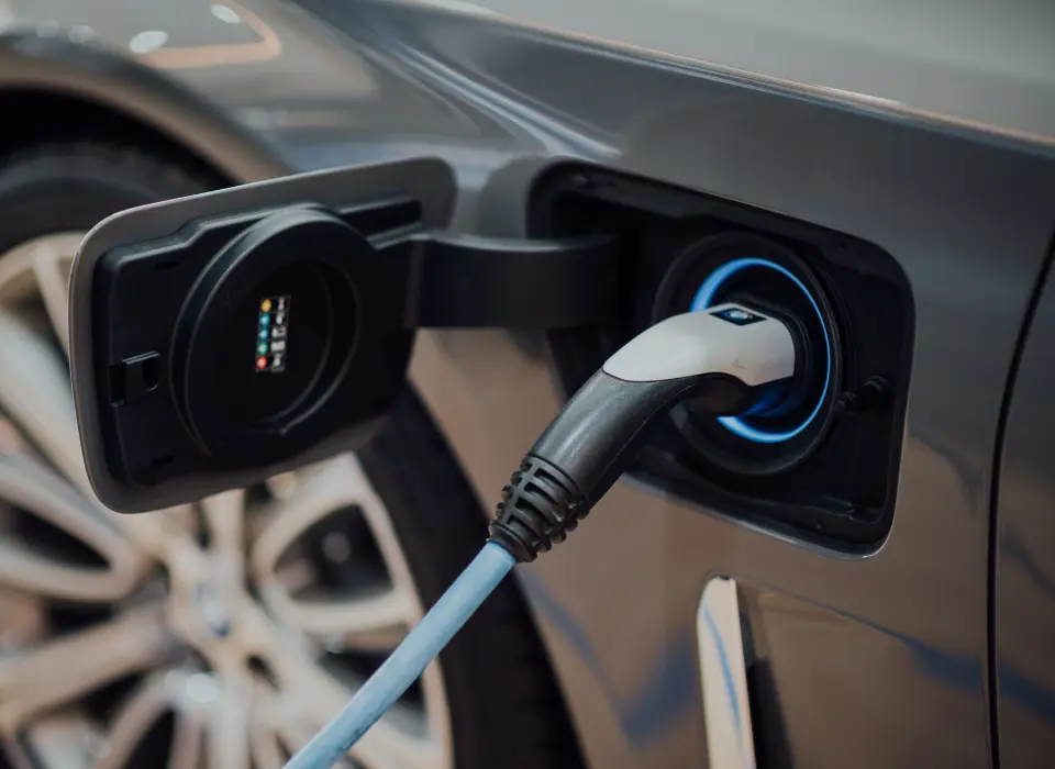 Recharge des voitures électriques : un retard à rattraper