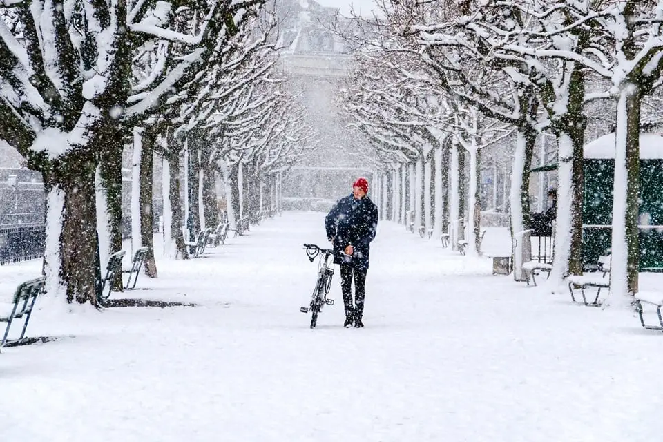 Vélo : quelques conseils pour pédaler en sécurité en hiver