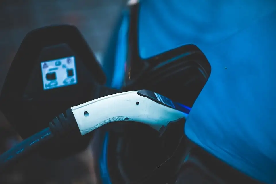 Quelles sont les voitures électriques les moins chères fin 2023 ?