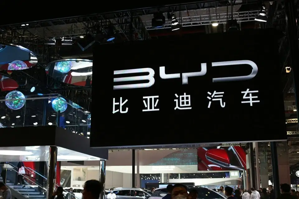 Voitures électriques chinoises : plus de taxes validées par l’UE