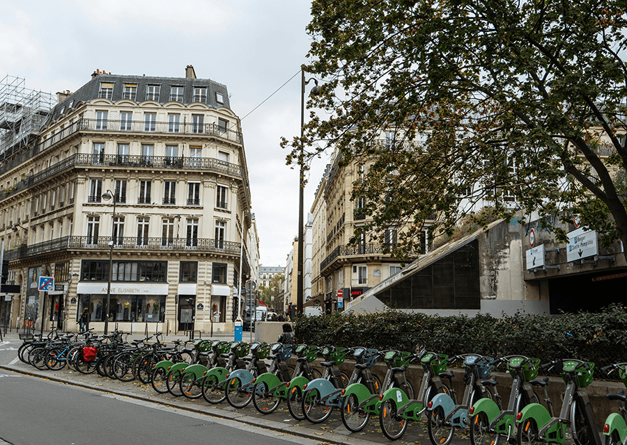 Paris à vélo : comment la capitale est devenue une ville cyclable